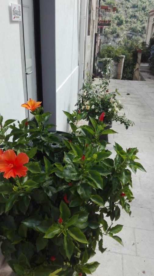 Only For Two Giumbabulla Hotel Ragusa Buitenkant foto